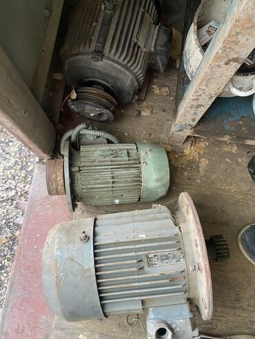 Другое оборудование для производства стройматериалов: Гильотина, разматыватель ( клеть) остаток кровельного металла, все — 29