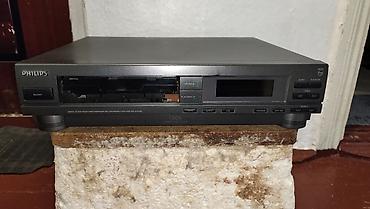 Другая аудиотехника: CD-проигрыватель Philips CD230 крышки нету, полностью рабочий. - Тип — 1