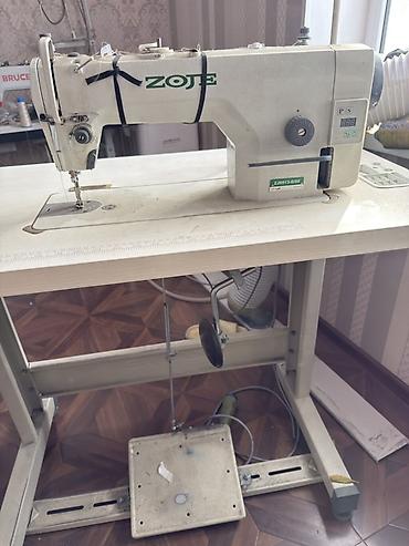 Промышленные швейные машинки: Продаю в связи закрытием гладильный стол парогенератор, швейные — 6