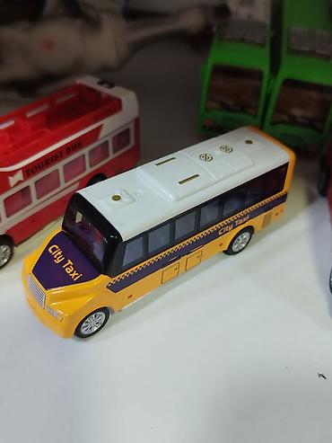 игрушка автобус: Игрушечный автобус «City Taxi» - Тип: инерционная машинка-автобус - — 1