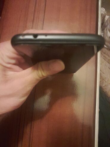 телефон fly vista: Xiaomi Redmi 7, 32 ГБ, 
 Сенсорный, Отпечаток пальца, Две SIM карты