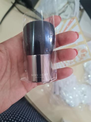 Личные вещи: Givenchy Parfums – Kabuki makiyaj fırçası - Brend: Givenchy Parfums - — 1