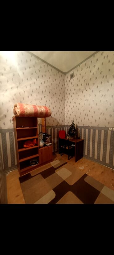 Uzunmüddətli kirayə mənzillər: Kamsamol bina evi 1 ci mertebe artimasinda heyetide var 2 otag bir zal -da lalafo.az — 9 Uzunmüddətli kirayə mənzillər: Kamsamol bina evi 1 ci mertebe artimasinda heyetide var 2 otag bir zal — 9