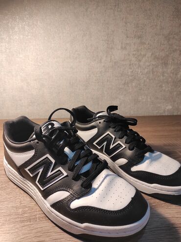 new balance: Orijinal New Balance ayyaqabi, olcu 42 Ciddi alicilara endirim