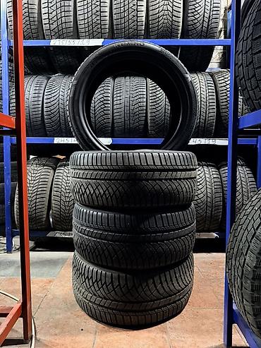 Комплект зимних шин Kumho WinterCraft WP72 - Размер: 245/40 R18 -