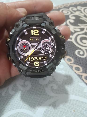 Наручные часы: P-WATCH ağıllı saat - İdman üslublu, möhkəm korpus və silikon kəmər - — 2