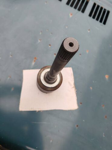 Auto delovi: Zglob homokineticki do diferencijala desni fi 26mm br.3. Polovno — 5