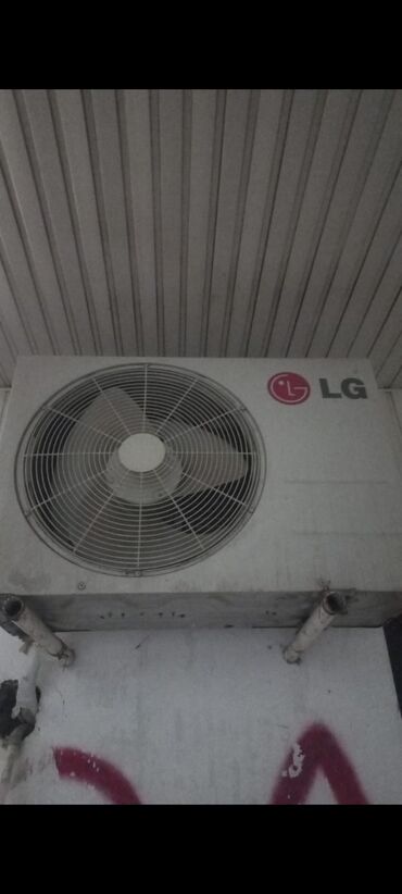 Kondisionerlər: Kondisioner LG, İşlənmiş, 100-dən çox kv. m, Xarici blok, Kredit yoxdur
