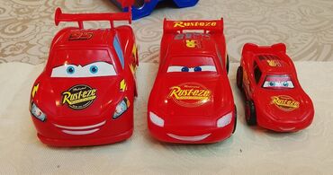 ZAZ: “Cars” cizgi filmindən Lightning McQueen (95) obrazlı 3 ədəd oyuncaq