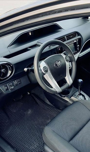 тойота приус с: Toyota Aqua: 2017 г., 1.5 л, Вариатор, Гибрид, Хэтчбэк — 5