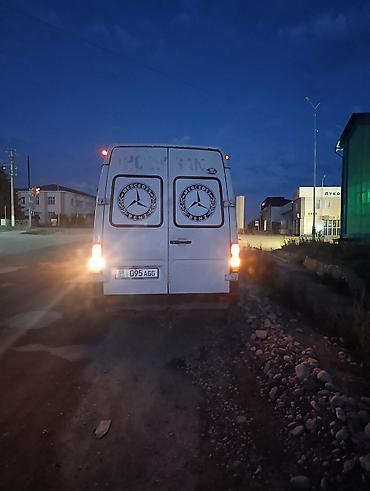 авто домик: Легкий грузовик, Mercedes-Benz, Стандарт, Б/у — 2