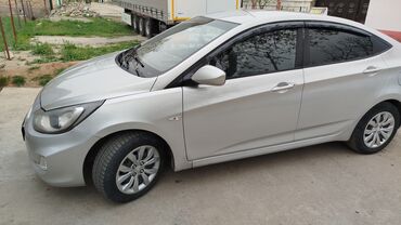 авто газ рассрочка: Hyundai Solaris: 2012 г., 1.4 л, Механика, Бензин, Седан