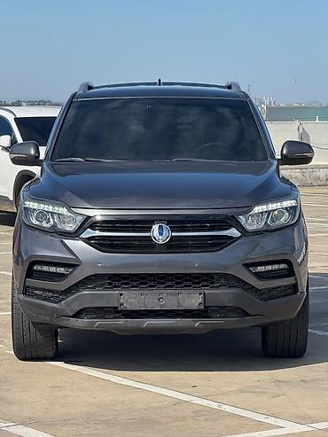 roewe erx5: Ssangyong Rexton Khan: 2020 г., Пикап — 6