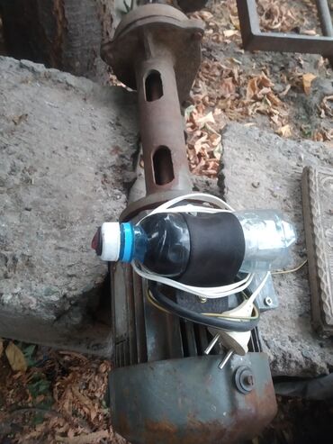 Письменные столы: Письменный стол, Б/у — 28