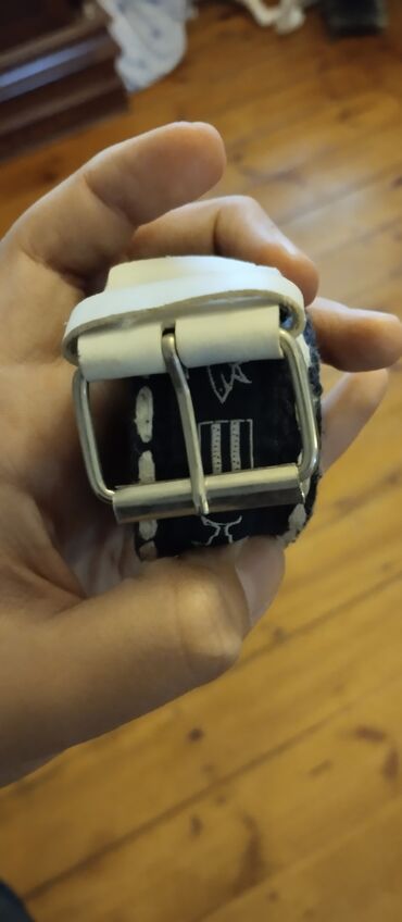 Kəmərlər: Remenlər 8 ədəd hər biri 5 azn 5-11yaş arası — 9