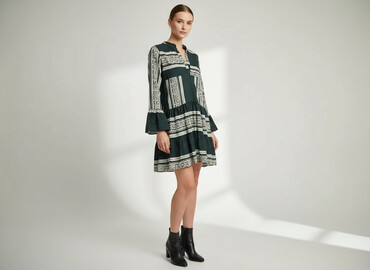 sukienka i długie kozaki: Sukienka damska, rozmiar S