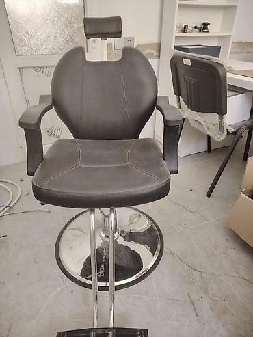 стул для школьника: Salon kreslosu Yenidi istifade edilmeyib. qiy 250 man. unvan — 1