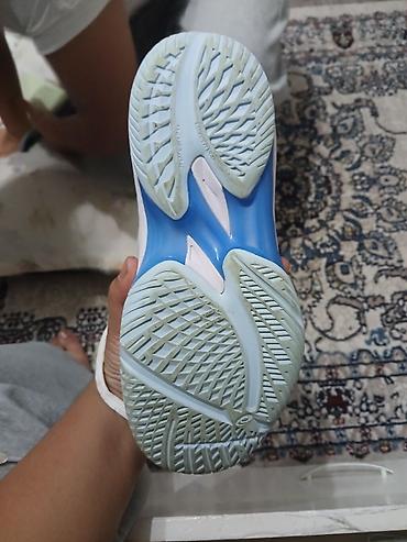 кышкы бут кийим: Эркектердин кроссовкасы, 42.5, Asics, Жаңы, түсү - Ак — 4
