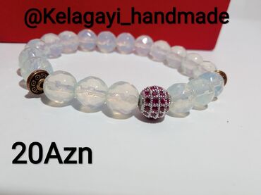 Bilərziklər: Qolbaqlar el işləridir hamısı.Hamısı karopkadadır. Çatdırılma :🚇 İçəri — 6