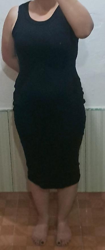 güllü don: Qara rəngli, bədənə oturan midi don - Model: qolsuz, klassik dairəvi — 4