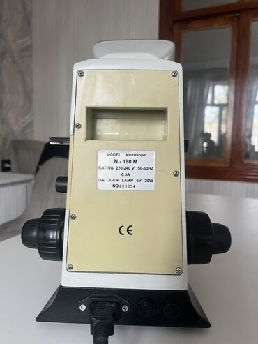 tibbi avadanlıqlar: Məhsul: Laborator mikroskop – Model N-180 M Texniki xüsusiyyətlər: -
