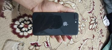холодильных оборудований: IPhone 8 Plus, Б/у, 64 ГБ, Black Titanium, Чехол, 79 %