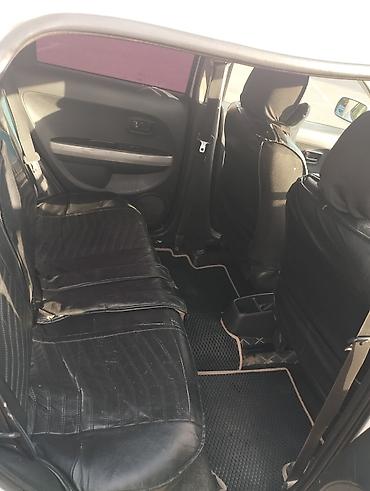 смешанный: Toyota Ist: 2004 г., Автомат, Бензин — 8