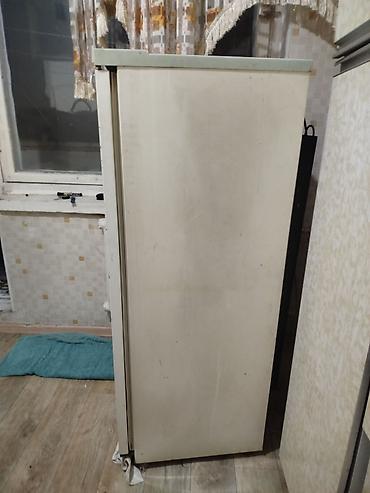 mini refrigerator: Однокамерный холодильник без верхней морозилки. Характеристики: - — 2