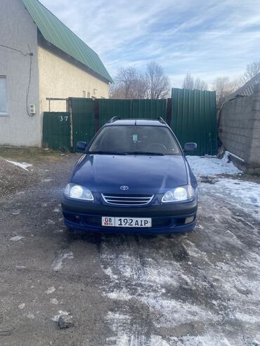 тоёта раум: Toyota Avensis: 2000 г., 1.8 л, Механика, Бензин, Универсал