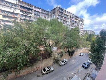 Köhnə tikili: Bakı, 2 otaqlı, Köhnə tikili, m. Həzi Aslanov, 60 kv. m — 12