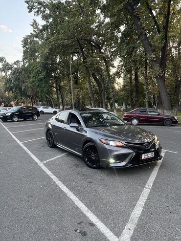 продаю авто с последующим выкупом: Toyota Camry: 2021 г., 2.5 л, Автомат, Гибрид, Седан