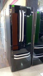 Ət çəkən maşınlar: İşlənmiş 4 qapılı Hotpoint Ariston Soyuducu Satılır, rəng - Qara