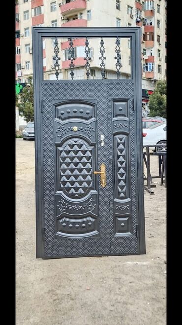 Giriş qapıları: Yeni Giriş qapısı Zəmanətli, Ödənişli quraşdırma, Ödənişli çatdırılma -da lalafo.az — 10 Giriş qapıları: Yeni Giriş qapısı Zəmanətli, Ödənişli quraşdırma, Ödənişli çatdırılma — 10