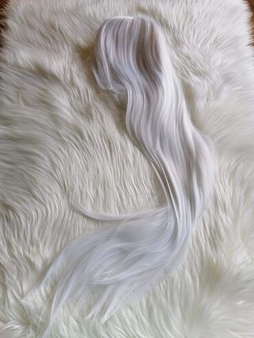 Perike i klipse: Poluprirodne perike
Za cene pitajte nisu sve iste
Od 3500 do 7500 — 16