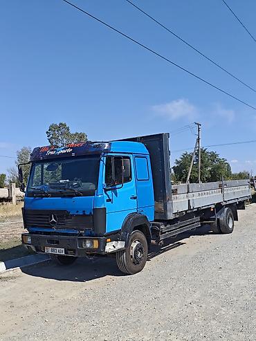 Грузовик, Mercedes-Benz, Стандарт, 7 т, Б/у