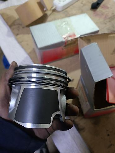 Поршни, кольца: Поршни Audi Турция — 2