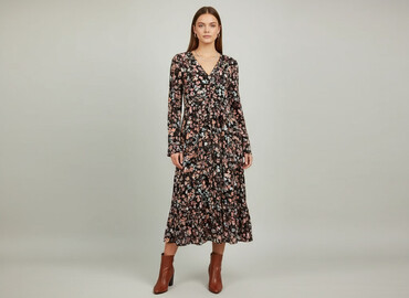 new yorker bluzka z kwiatem: Women`s dress, size S