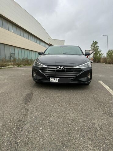 Hyundai: Hunday elantra satilir 25900⁴⁰⁰azn.Mawin tam az zede ile gelib bele