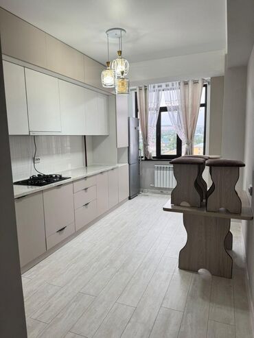 долгосрочная аренда квартиры в оше: 1 комната, Риэлтор, Без подселения, С мебелью полностью