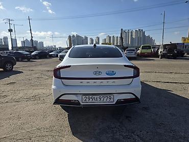 санота: Hyundai Sonata: 2021 г., Гибрид, Седан — 7