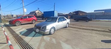 Mercedes-Benz: Mercedes-Benz E-Class: 1996 г., 2 л, Автомат, Бензин, Седан