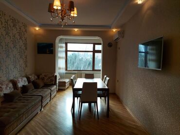 Uzunmüddətli kirayə mənzillər: Gənclik metrosunun yaxınlığında Kral şadliq evinə yaxın 4 mertebeli — 1