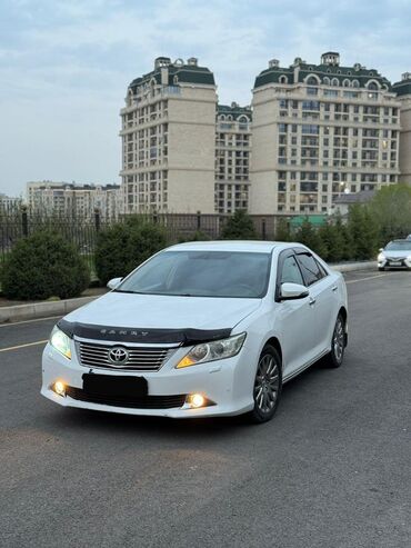 Toyota Camry: 2012 г., 3.5 л, Автомат, Бензин, Седан