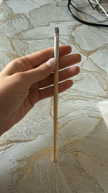 Manikür, pedikür aparatları: Manikür üçün avadanlıq dəsti tək tək də satılır hər biri Tərkib: - — 23