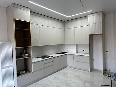 Кухонные гарнитуры: Кухонные гарнитуры под заказ в современном минималистичном стиле. - — 6