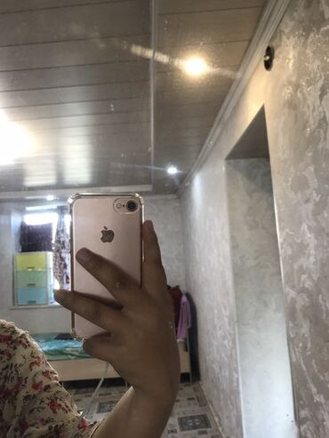 зарядник на ноутбук: IPhone 7, Колдонулган, 64 ГБ, Rose Gold, Коргоочу айнек, Каптама, 100 %