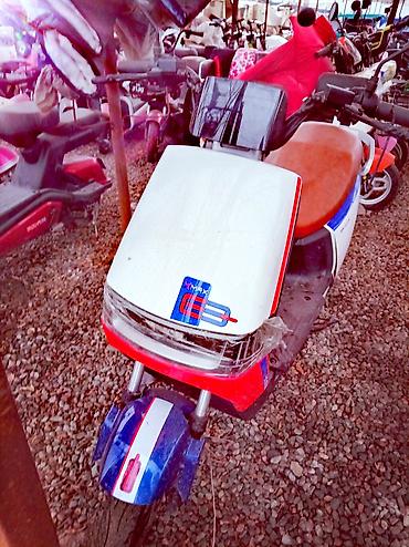 Скутеры: Электроскутеры/электромопеды разных моделей и дизайнов. Ключевые — 4