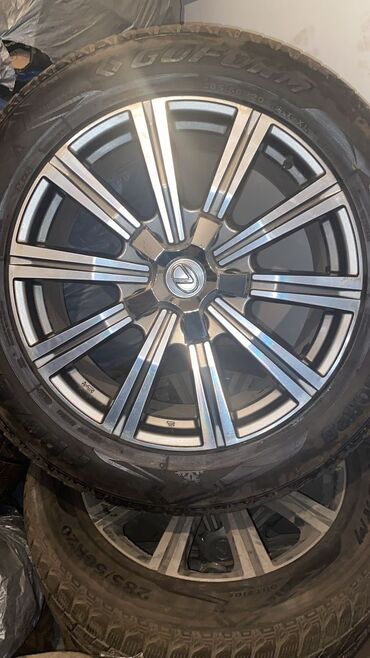 купить зимние шины бу: Дөңгөлөктөр монтажда 285 / 50 / R 20, Кыш, Колдонулган, Жол тандабастар (АТ/МТ), Куйма, тешиктери - 4