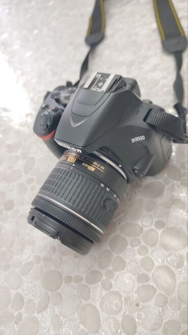 японский фотоаппарат: Nikon d 3500 
35000 с.
Состояние ляля