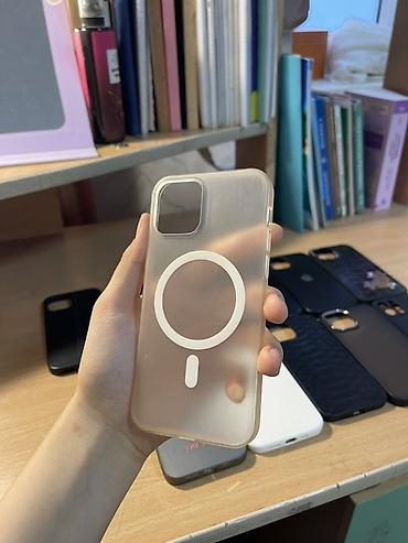 Чехлы: Продаю 12 чехлов на айфон 12 про все вместе 1000 каждый по 100 at lalafo.kg — 3 Чехлы: Продаю 12 чехлов на айфон 12 про все вместе 1000 каждый по 100 — 3